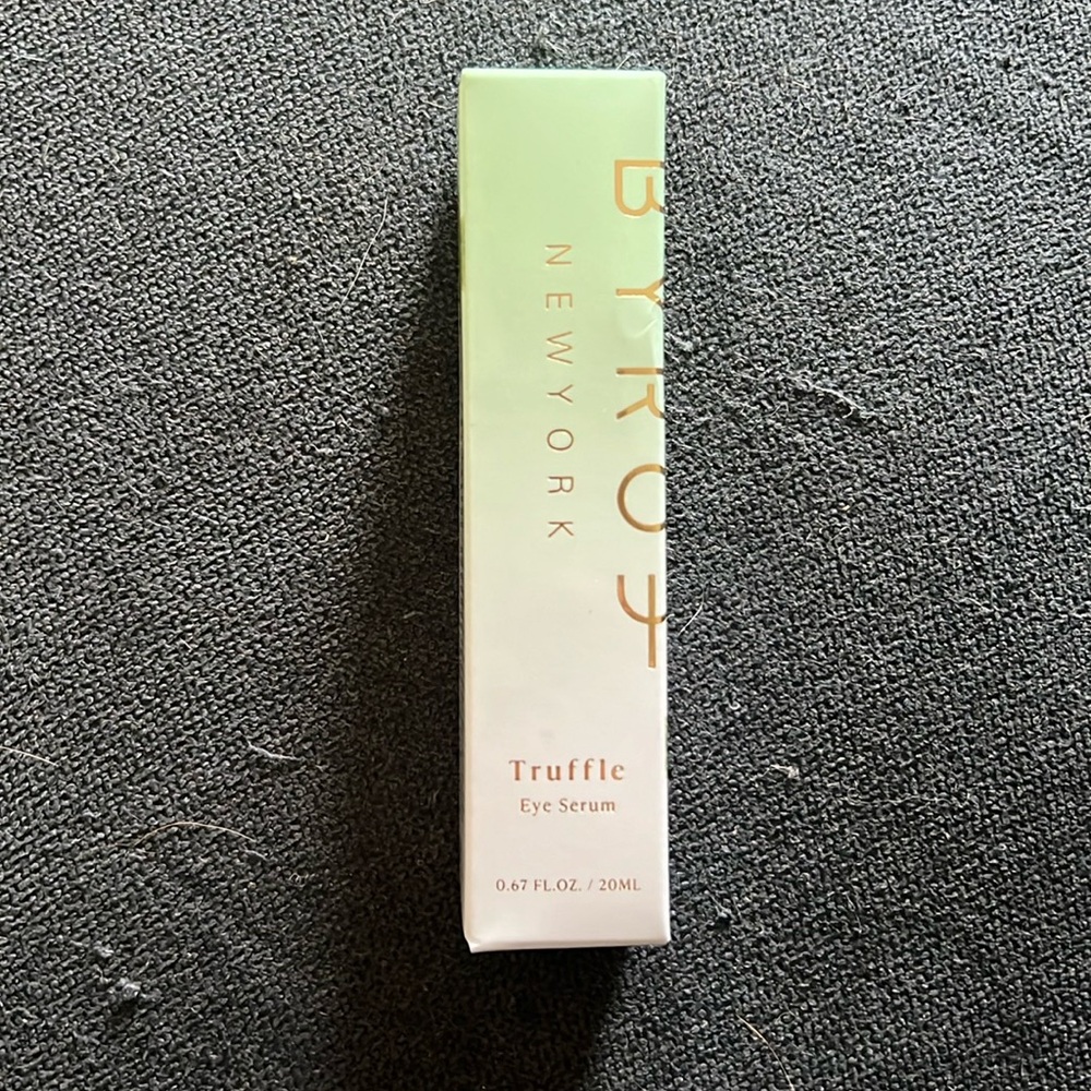 Byroe truffle eye serum